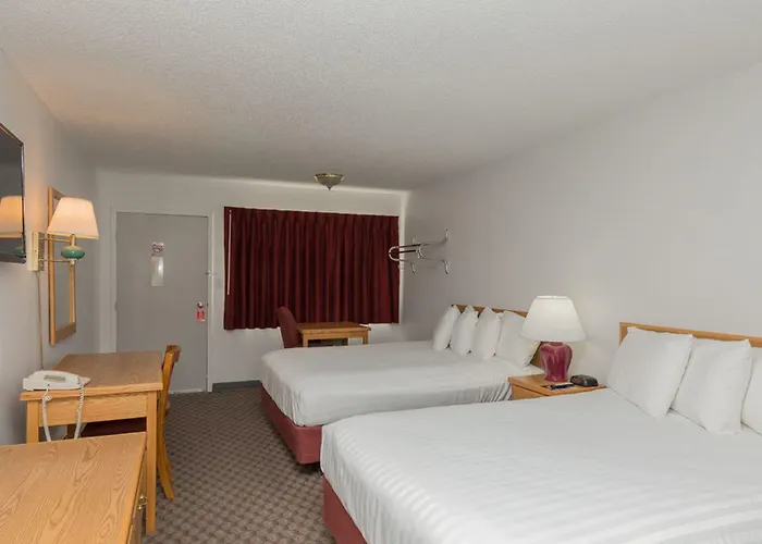 Motel 8 2*